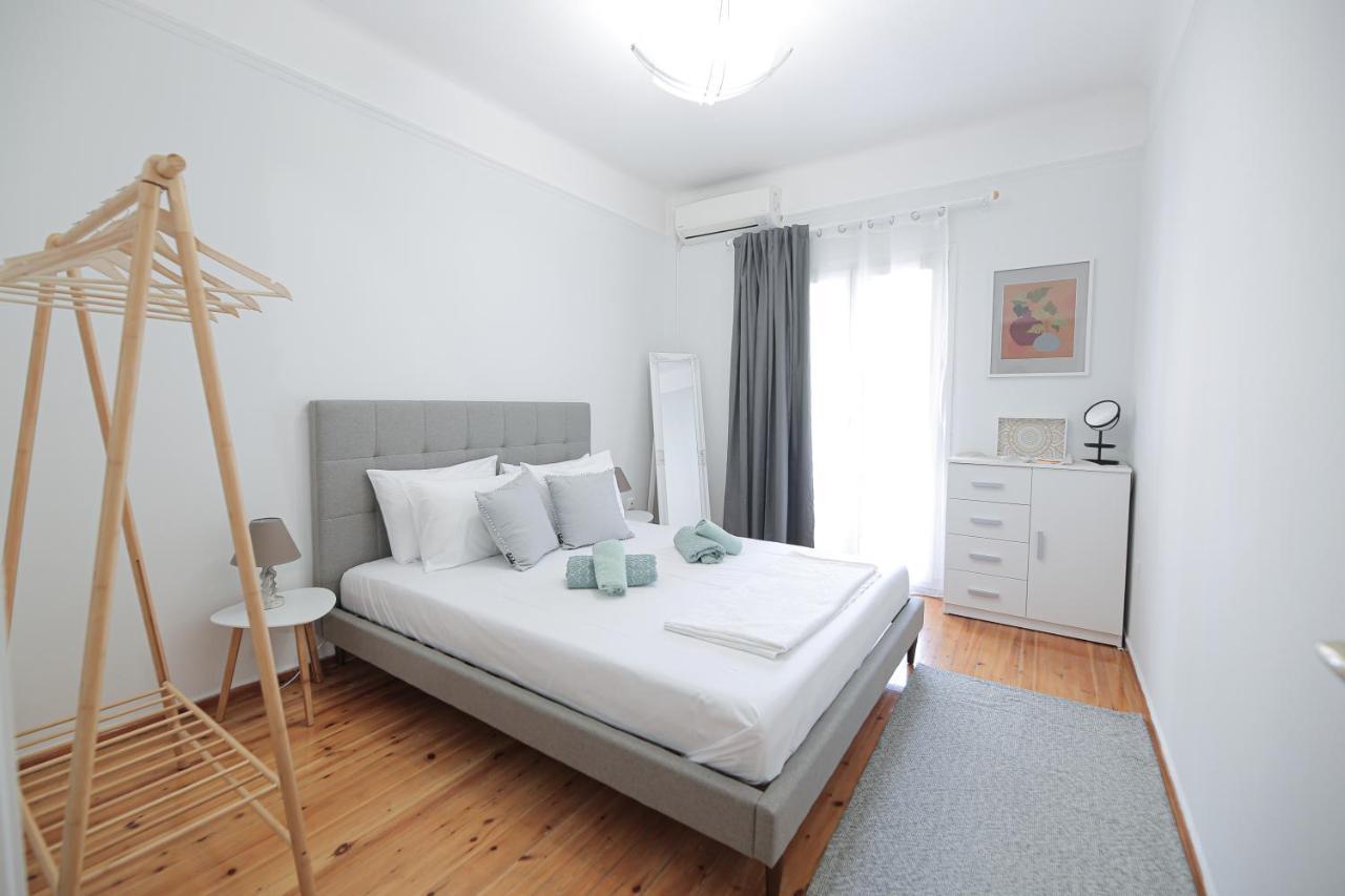 Uranus Apartment Thessaloniki Buitenkant foto